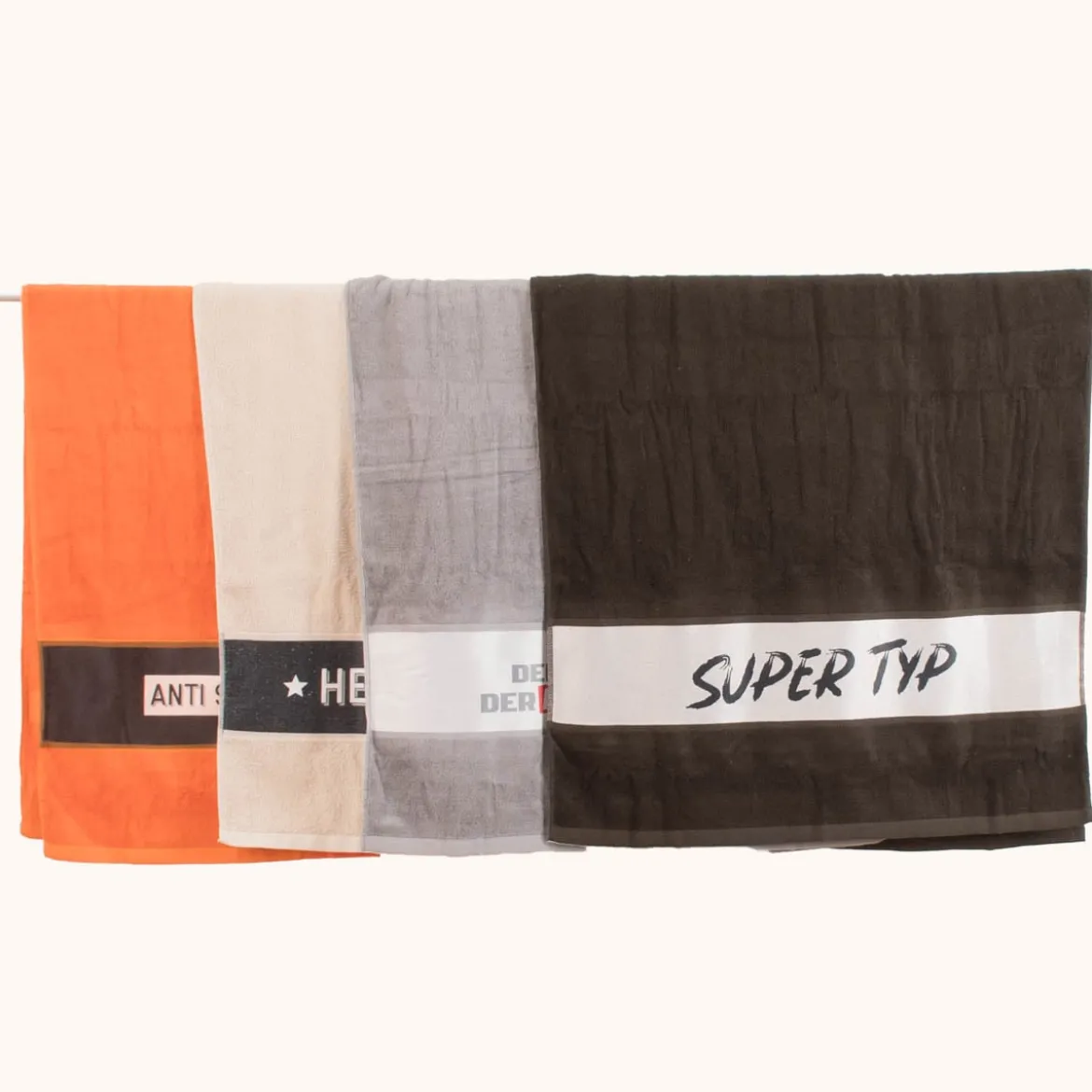 Badetuch aus Baumwolle Anti Stress Handtuch orange schwarz weiß 70x140cm von La Vida