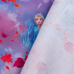 Baumwolljersey Digitaldruck Frozen Die Eiskönigin Anna und Elsa im Wald lila blau 1,5m Breite