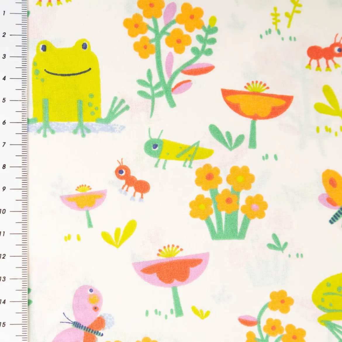 Baumwollstoff Coaco Frösche Schmetterlinge und Blumen grün bunt 1,47m Breite