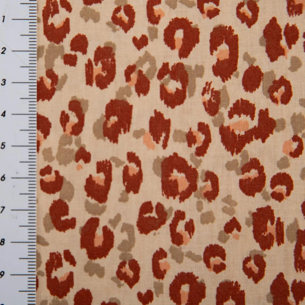 Baumwollstoff Karlia Leo beige braun 1,47m Breite