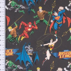 Baumwollstoff Popeline Digitaldruck Justice League Logo schwarz blau grau gelb rot grün 1,5m Breite