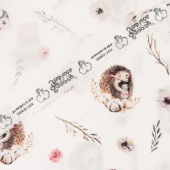 Baumwollstoff Popeline Kinder Digitaldruck Bär Eule Igel mit Tierkindern weiß rosa braun 1,50m Breite