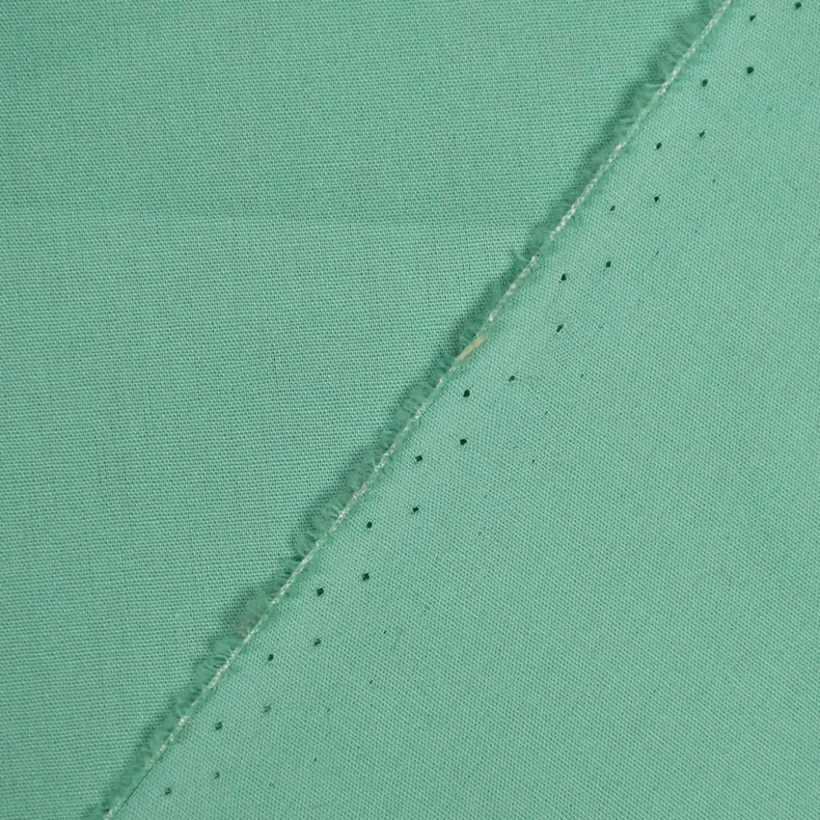Baumwollstoff Popeline Meterware uni lindgrün – 1,50 m breit, weich & blickdicht, 125g/m²