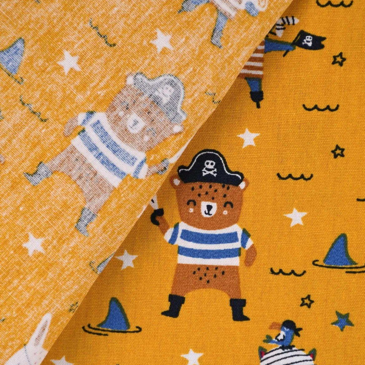 Baumwollstoff Popeline PIRATES Pirat Hase Bär Sterne ocker blau braun 1,45m Breite