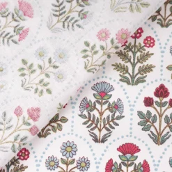 Baumwollstoff Saphir Blumen Wellenmuster weiß grün rot blau 1,40m Breite