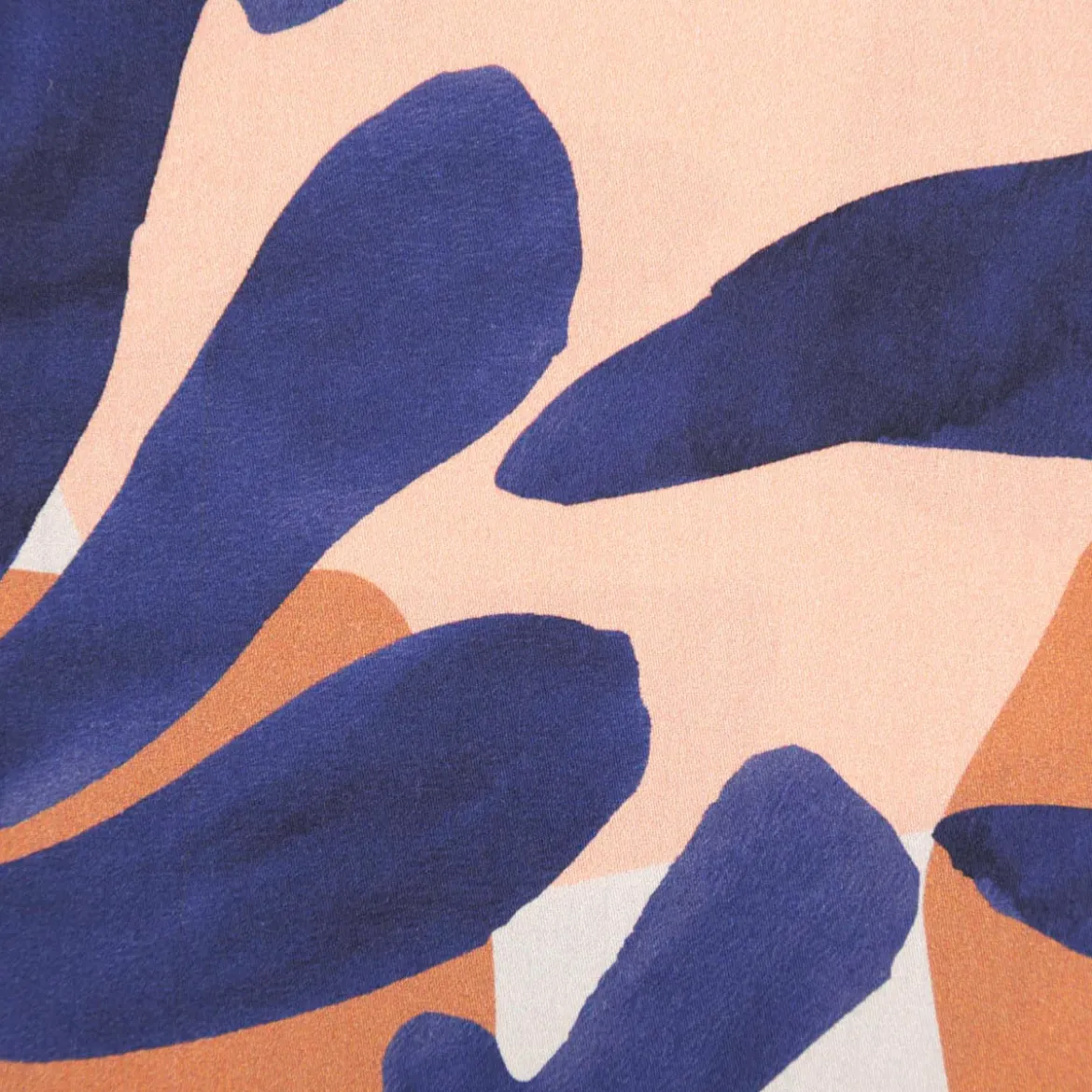 Baumwollstoff Satin Stoff Cotton Satin Digital Leaves blau 1,48m Breite