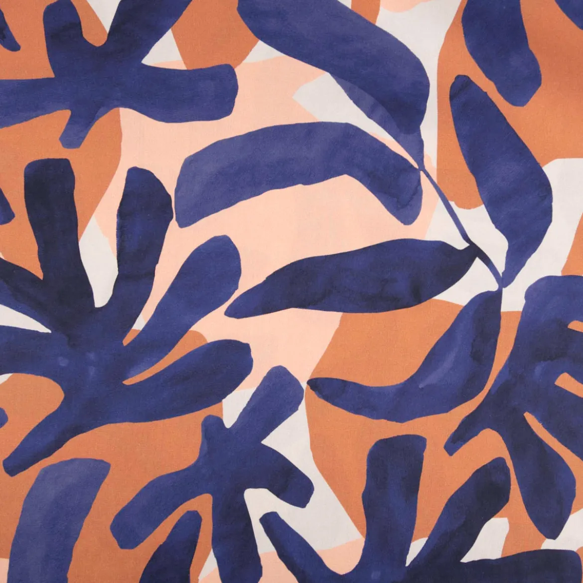 Baumwollstoff Satin Stoff Cotton Satin Digital Leaves blau 1,48m Breite