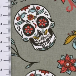 Baumwollstoff Totenköpfe Blumen Blätter altgrün rot mint 1,5m Breite