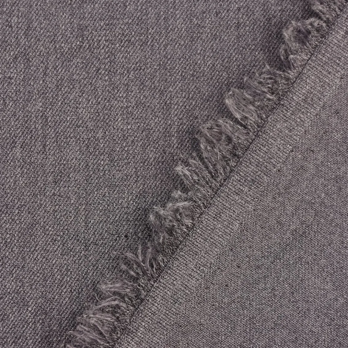 Bekleidungsstoff mit Viskose Barbados uni grau meliert 1,40m Breite