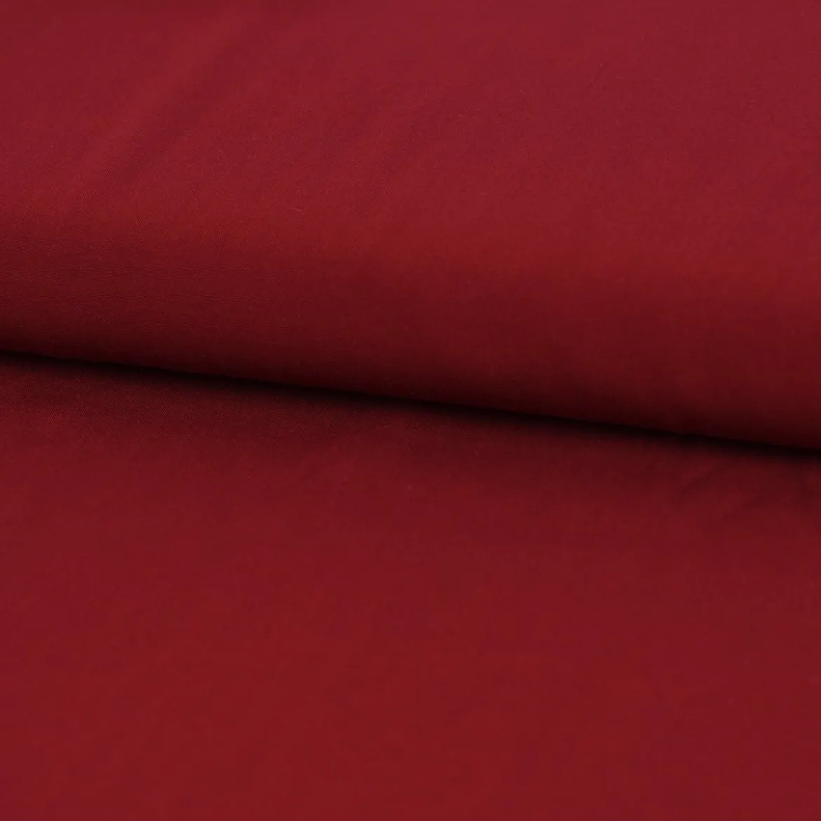 Bekleidungsstoff Radiance Viskose bordeaux 1,40m Breite