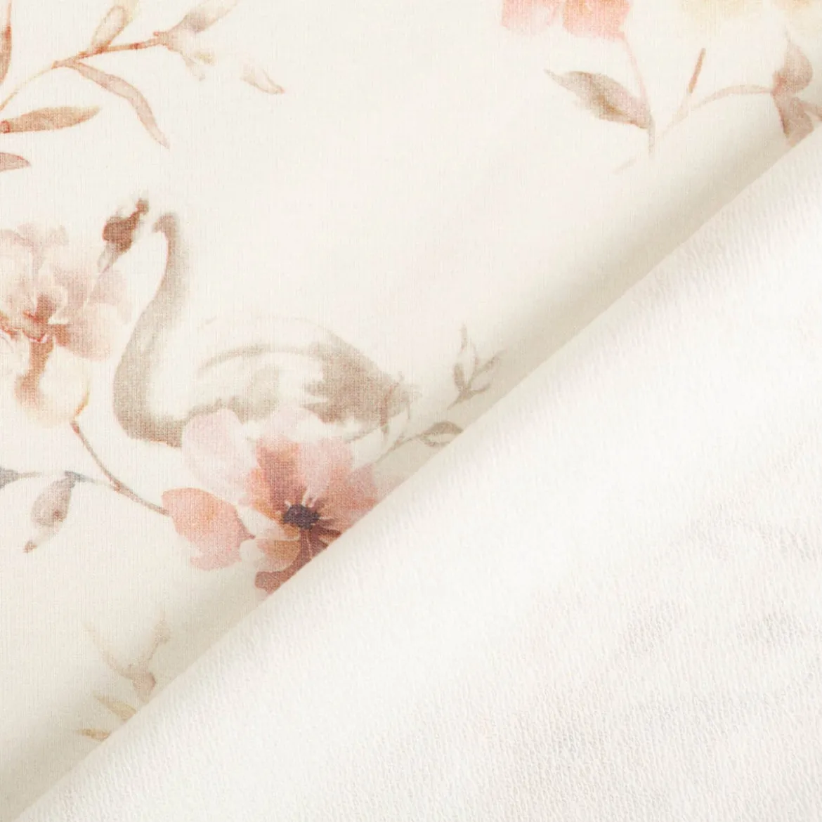 Bio French Terry Baumwollstoff Schwäne Blumen wollweiß rosa 145cm