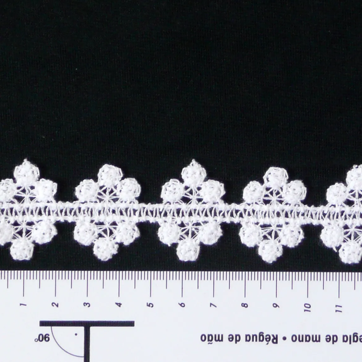 Borte Spitzenborte weiß Kreise Meterware 3cm