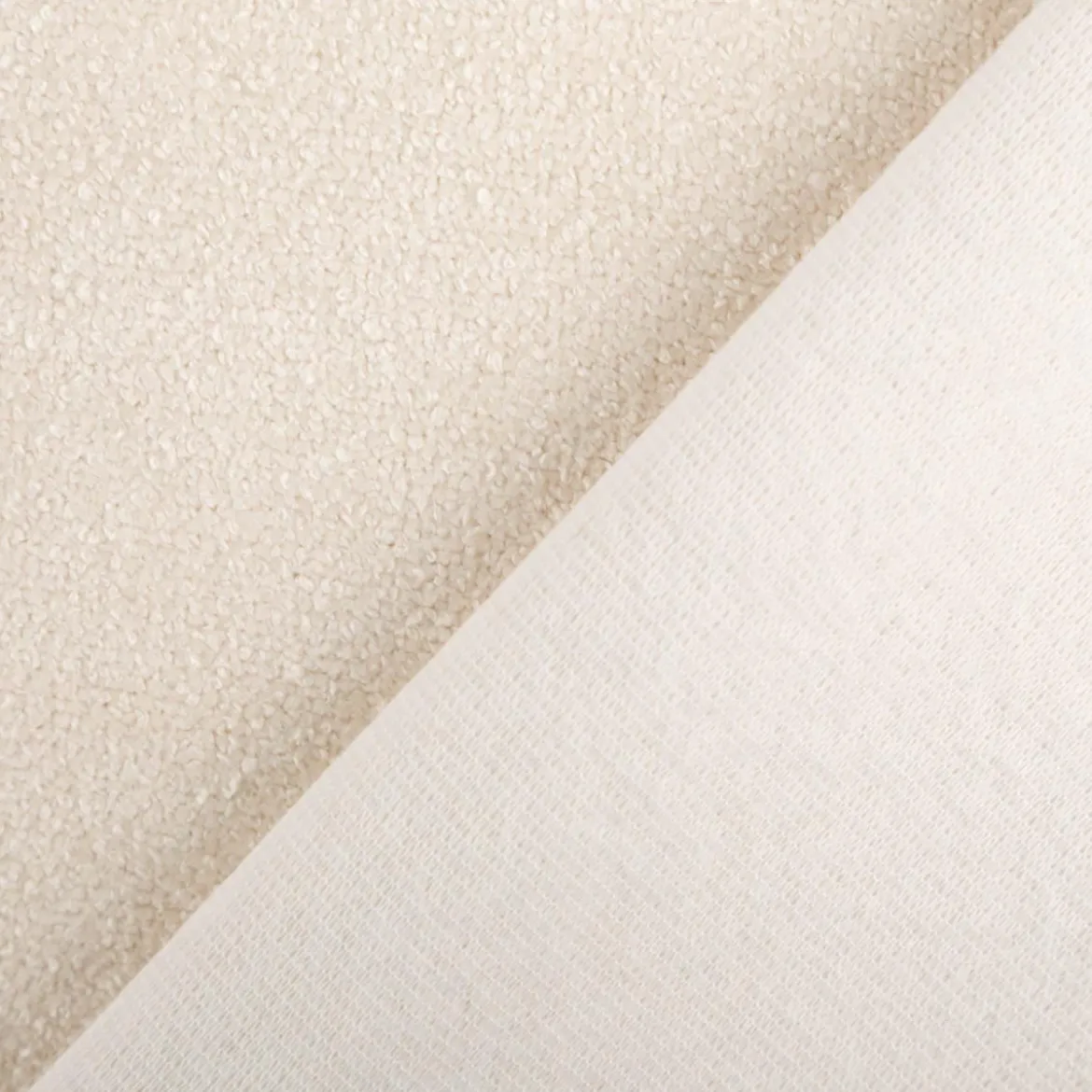 Boucle Polsterstoff mit Fleckschutz Petproof Doha uni wollweiß 1,45m Breite