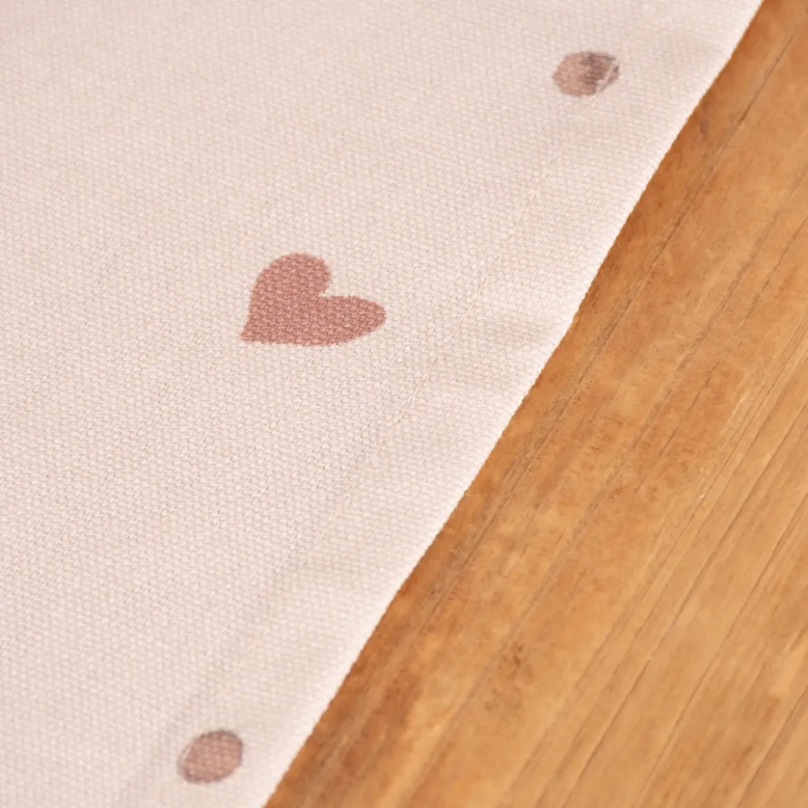 Clayre & Eef Tischläufer mit Dreiecksabschluss Dackel Herzen Punkte beige braun altrosa 50x160cm