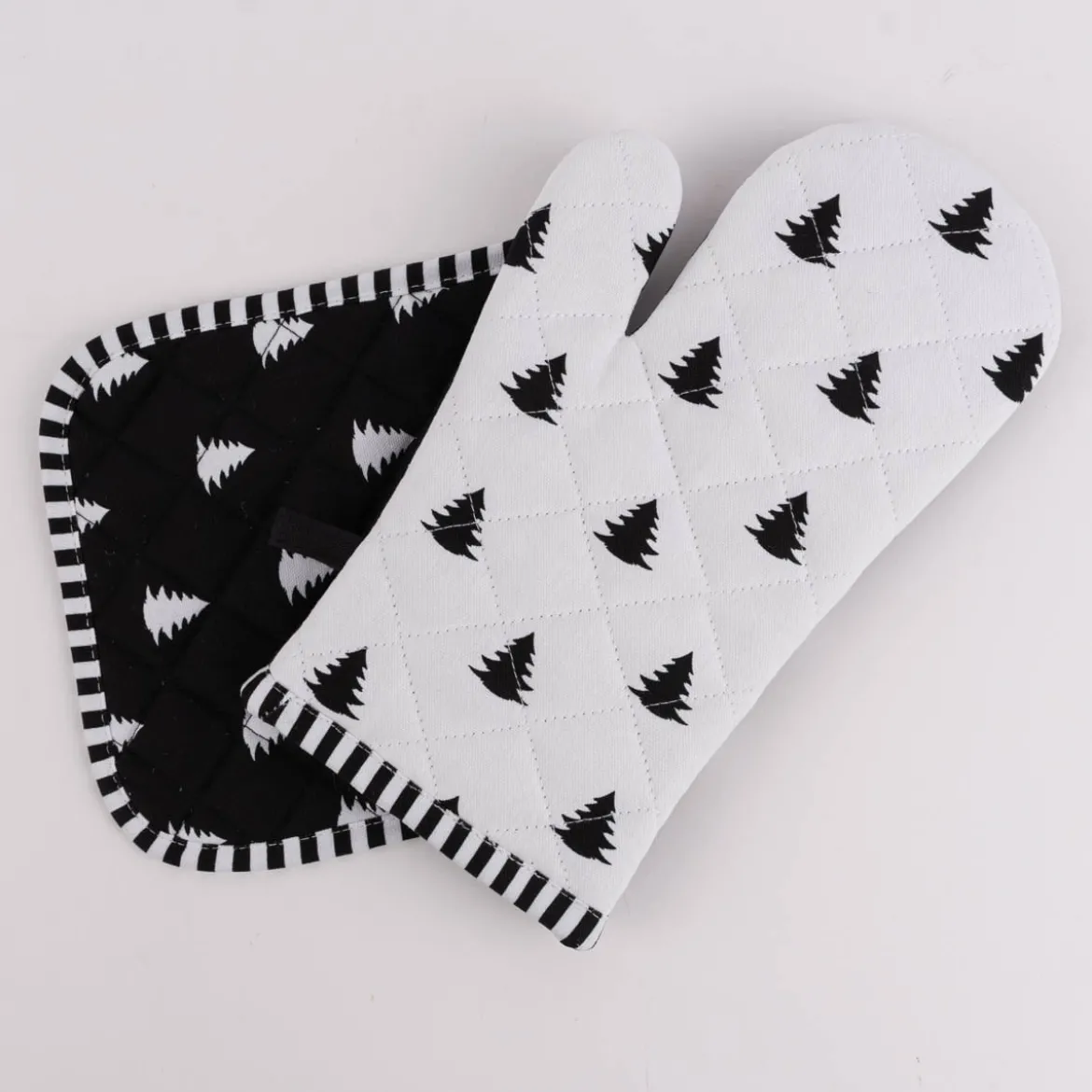 Clayre & Eef Topflappen Tannenbäume schwarz weiß 20x20cm
