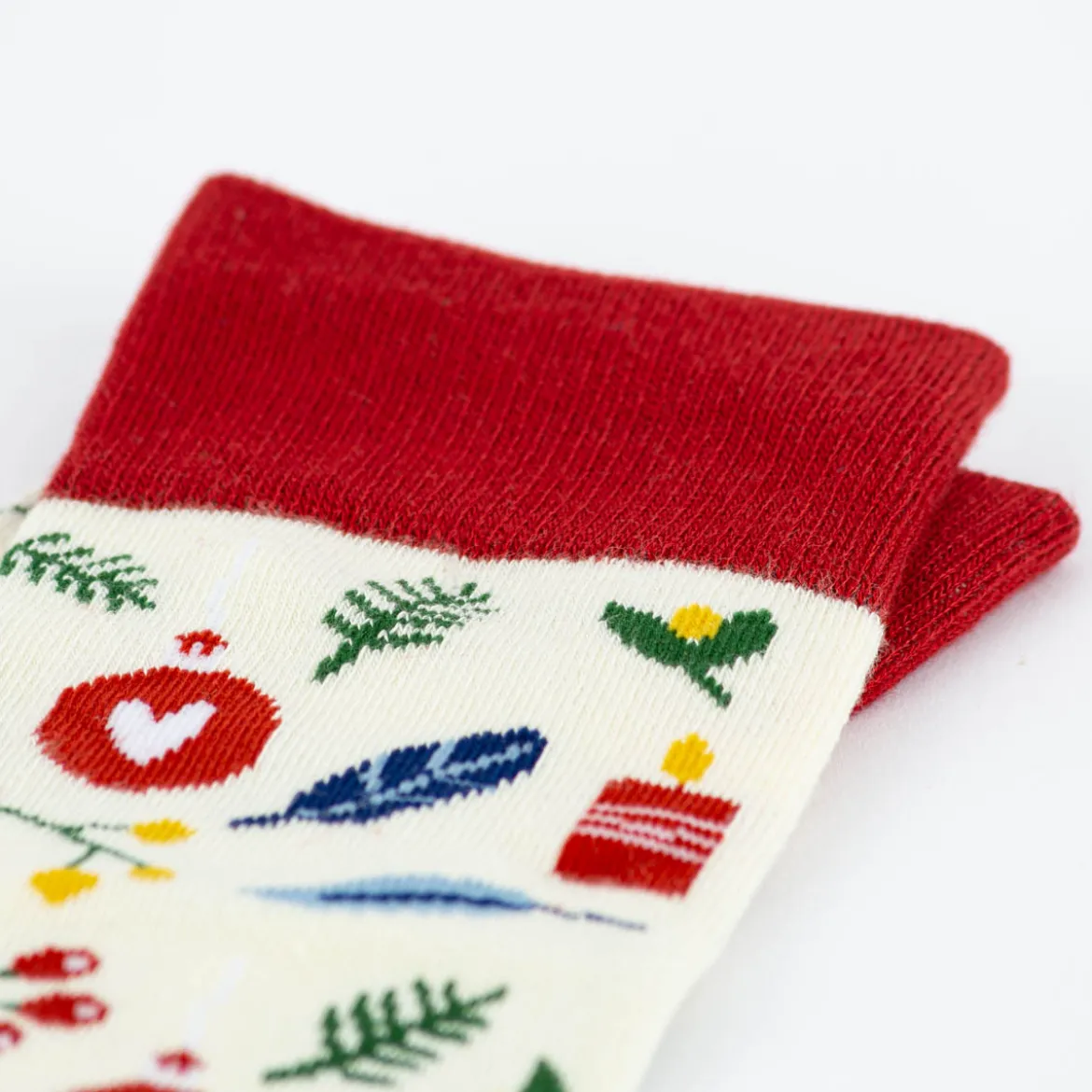 Coole Socke Weihnachten Frohes Fest Geschenke Tannenzweige Zuckerstangen beige bunt 41-45
