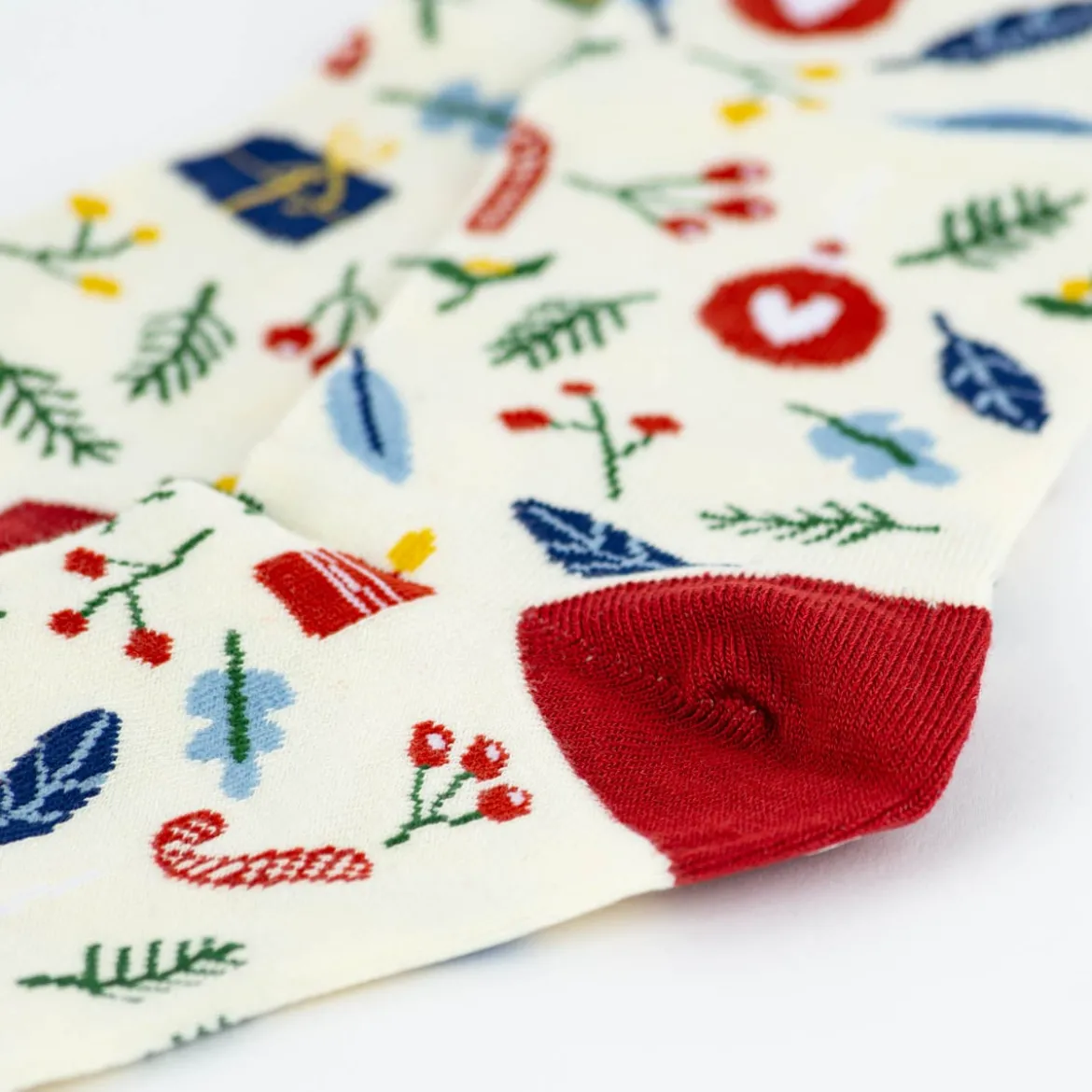 Coole Socke Weihnachten Frohes Fest Geschenke Tannenzweige Zuckerstangen beige bunt 41-45
