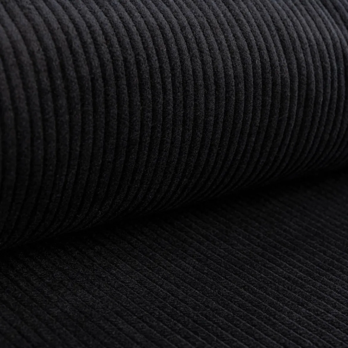 Cord Stoff aus Baumwolle Bekleidungsstoff Dekostoff 4,5W grob vorgewaschen einfarbig schwarz 1,4m Breite