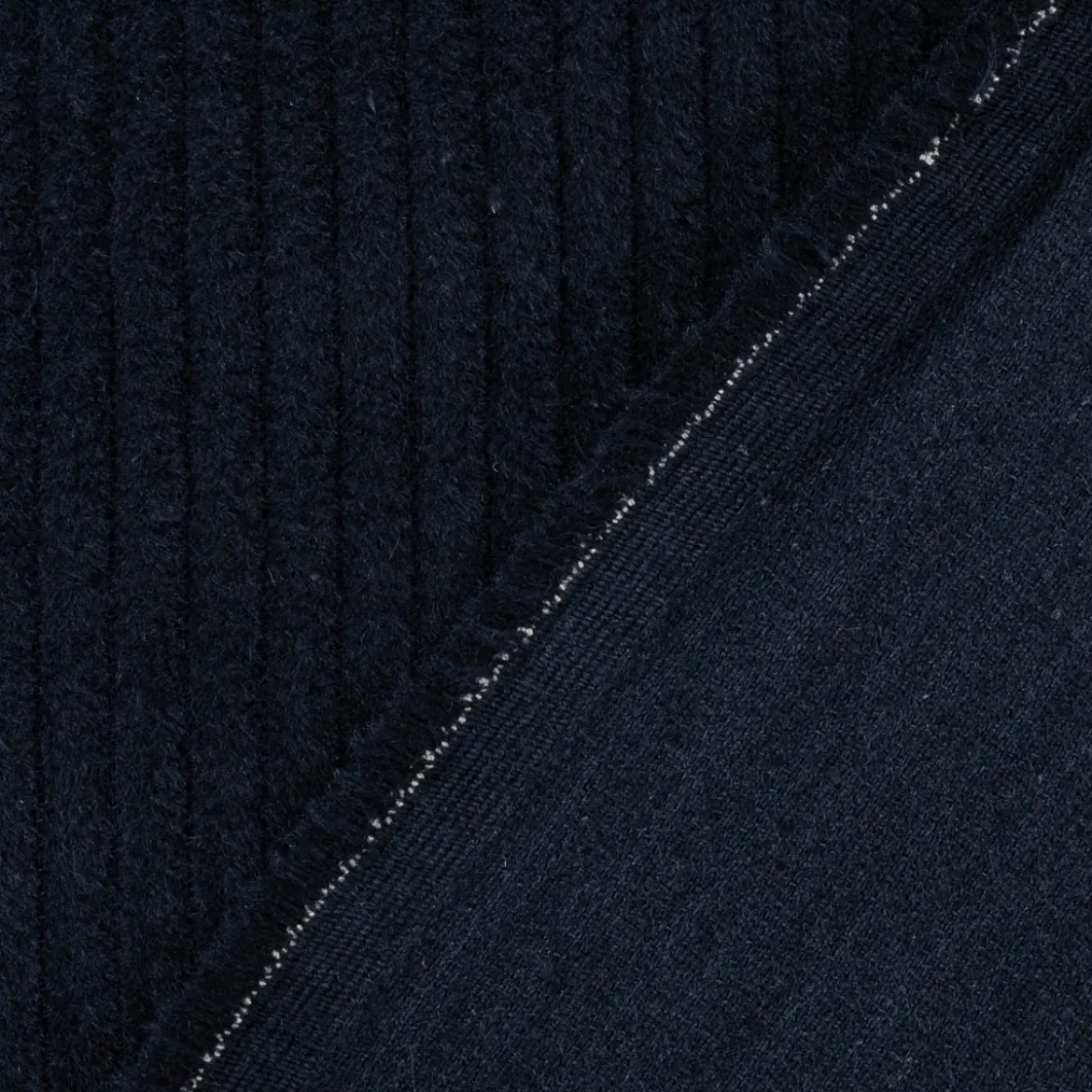 Cord Stoff aus Baumwolle Bekleidungsstoff Dekostoff 4,5W grob vorgewaschen einfarbig navy blau 1,4m Breite