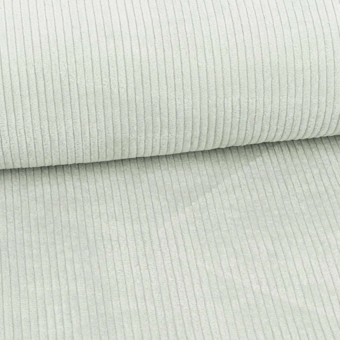 Cord Stoff aus Baumwolle Bekleidungsstoff Dekostoff 4,5W grob vorgewaschen einfarbig mint grün 1,4m Breite