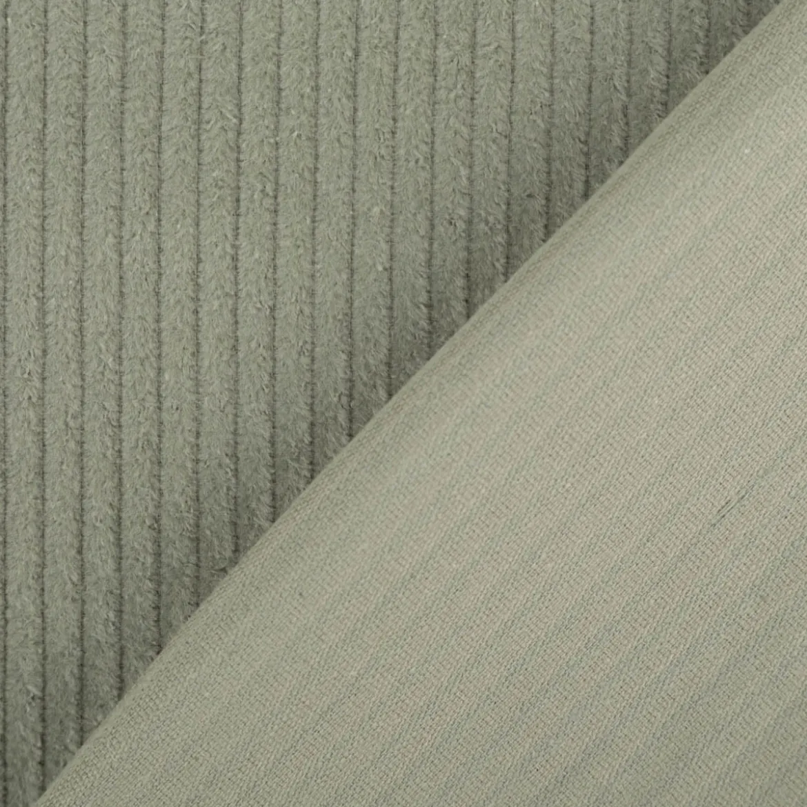 Cord Stoff aus Baumwolle Bekleidungsstoff Dekostoff 4,5W grob vorgewaschen einfarbig salbei-grün 1,4m Breite