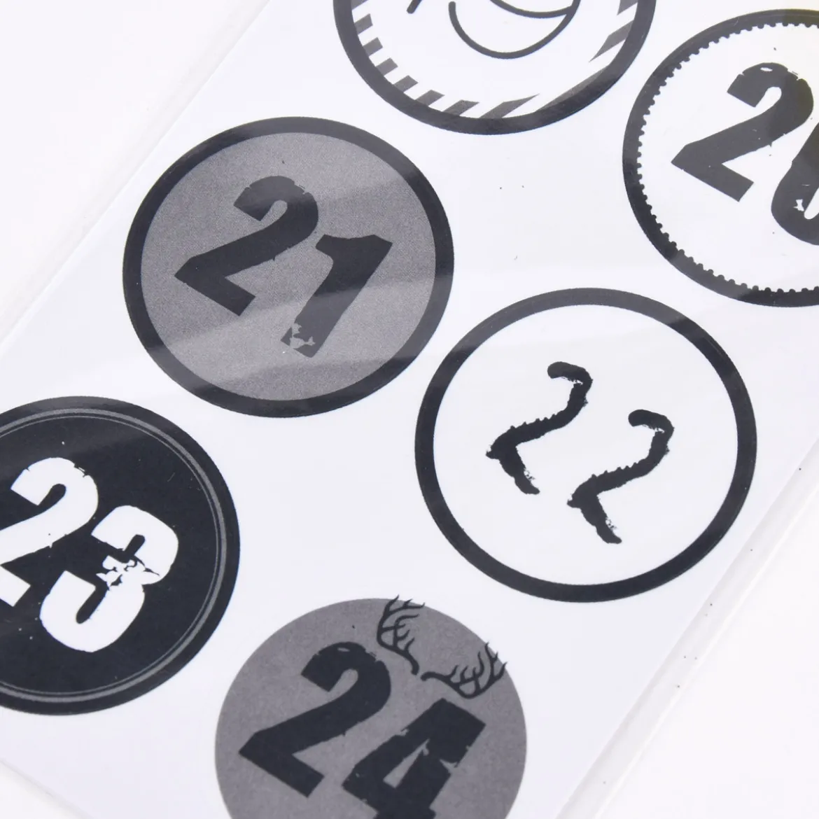 Creativ Company Adventskalender Zahlen Sticker 24 Stück Rund weiß schwarz grau verschiedene Designs