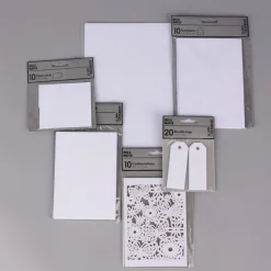 Creativ Company Anhänger mit leichter Struktur 20 Stück einfarbig weiß 3x8cm