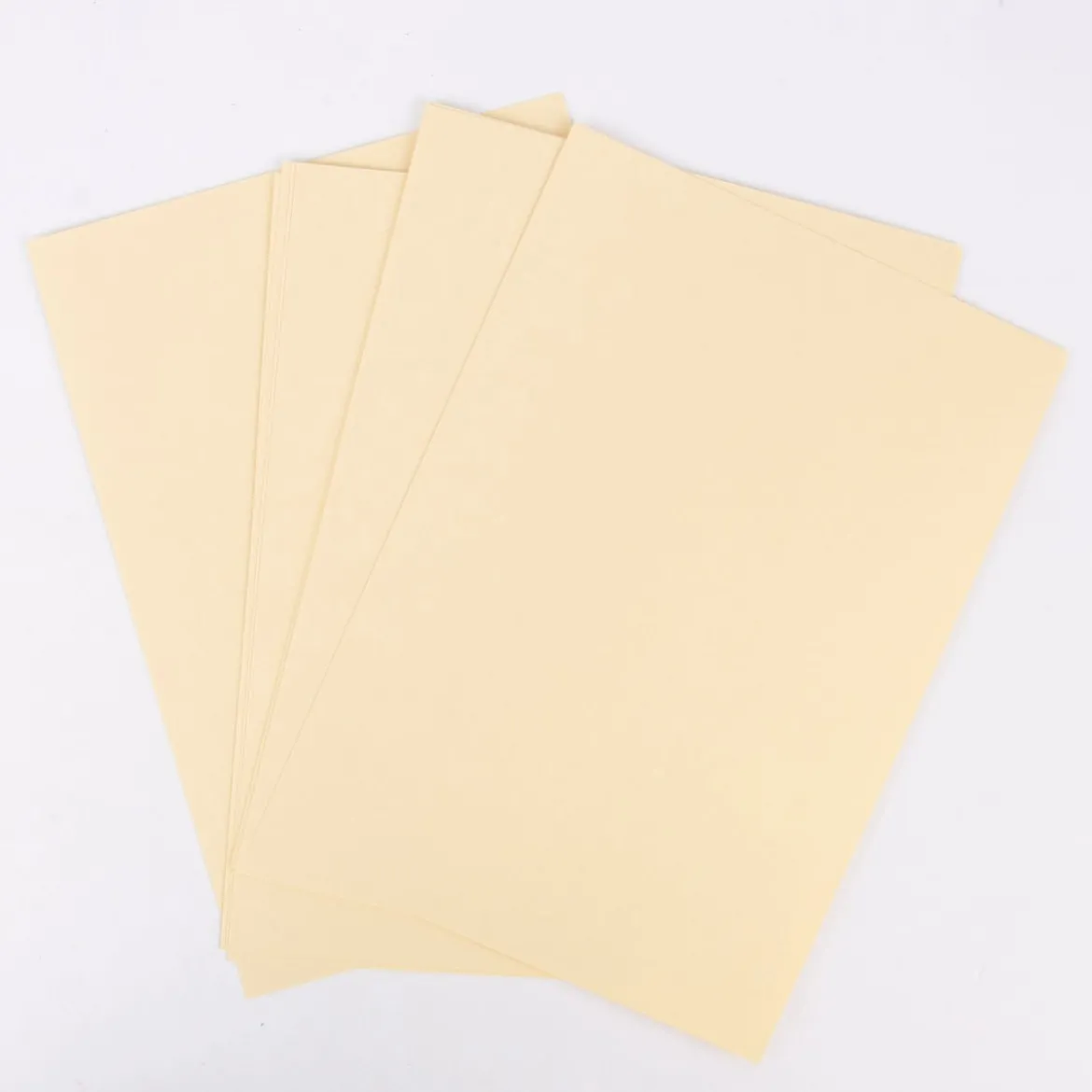 Creativ Company Perlmutt-Karton 10 Blatt Perlmuttbeige A4 21x29,7cm