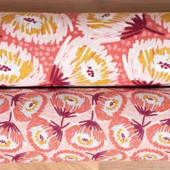 Dekostoff Baumwolle Canvas Tesaya Blumen abstrakt klein rosa rot 1,5m Breite