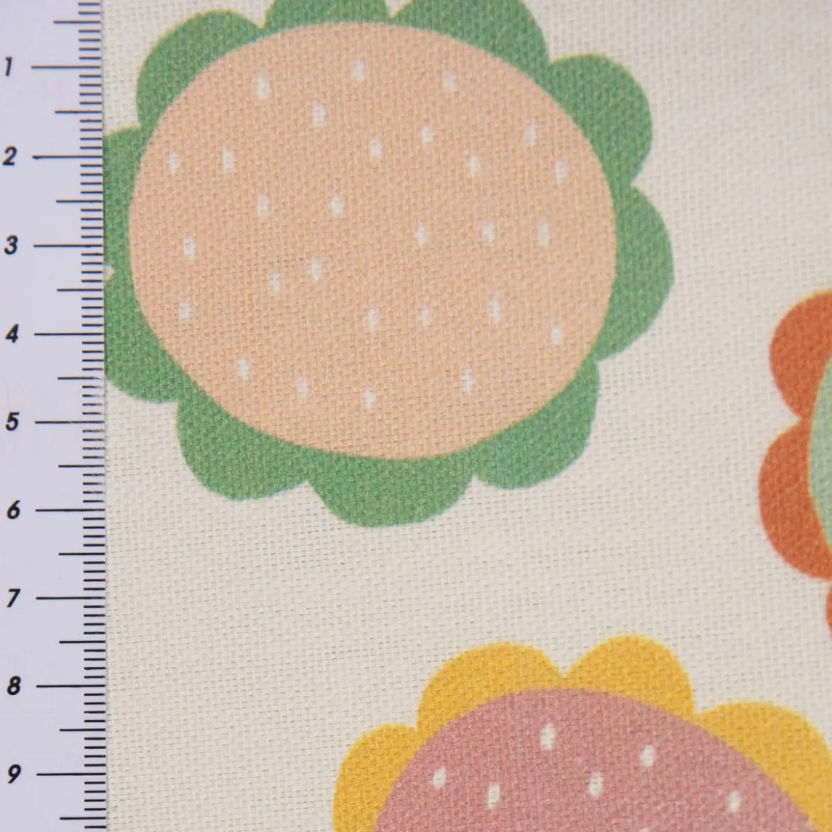 Dekostoff Baumwollstoff Halbpanama wollweiß mit Blumen Blüten bunt raumhoch 2,80m Breite
