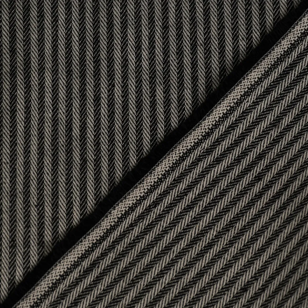 Dekostoff Dobby Streifen 3mm beige schwarz 1,40m Breite