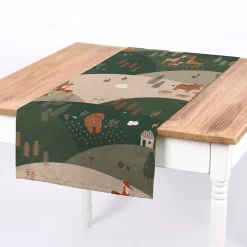 Dekostoff Halbpanama Leinenlook Mountain Forest Animals Tiere Hügel natur grün 1,40m Breite
