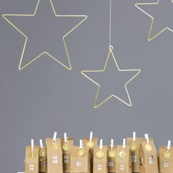 DIY-Adventskalender mit 24 Papierhäuschen Papierdorf