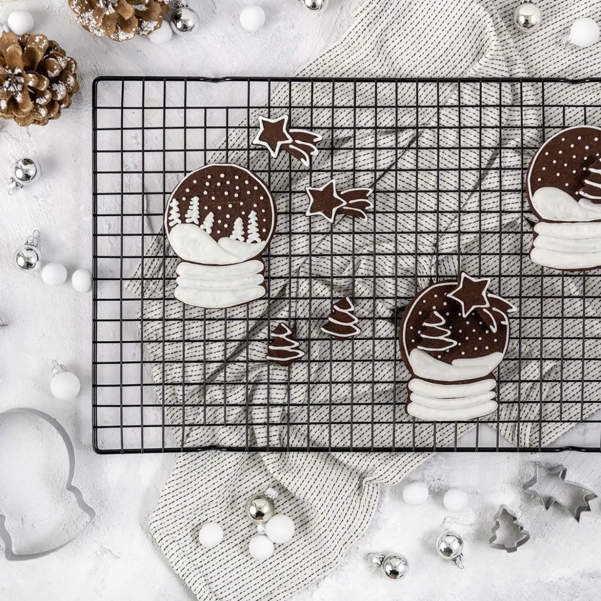 Dr. Oetker Keks-Ausstecher-Set Schneekugel 3teilig