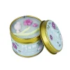 Duftkerze Mum in a Million Scent Stories Candle in der Metalldose von Bomb Cosmetic