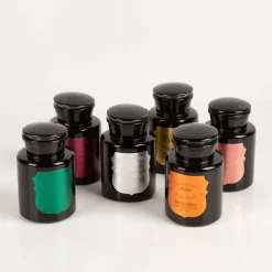 Duftkerze Sojakerze Apothecary Noir Saffron Rose 226 g von Paddywax