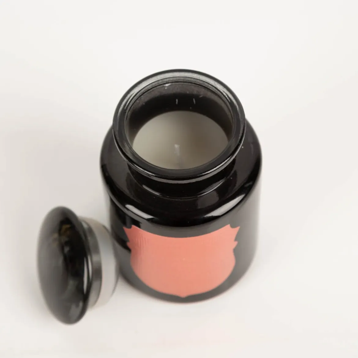 Duftkerze Sojakerze Apothecary Noir Saffron Rose 226 g von Paddywax