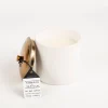 Duftkerze Sojakerze Hygge White Tobacco & Vanilla 425g mit 3 Dochten im Keramiktopf mit Metalldeckel von Paddywax