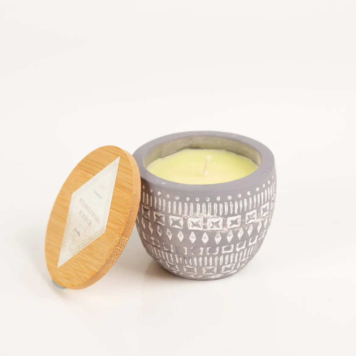 Duftkerze Sojakerze Sonora Concrete Candle 85g Purple Wildflowers & Birch von Paddywax