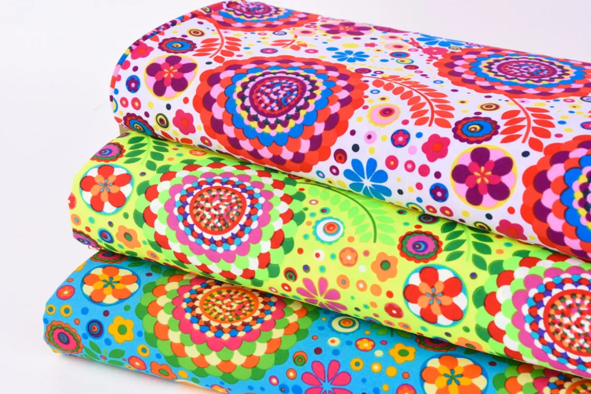 Faschingsstoff Polyester Blumen Herz Punkte rosa bunt 1,5m Breite
