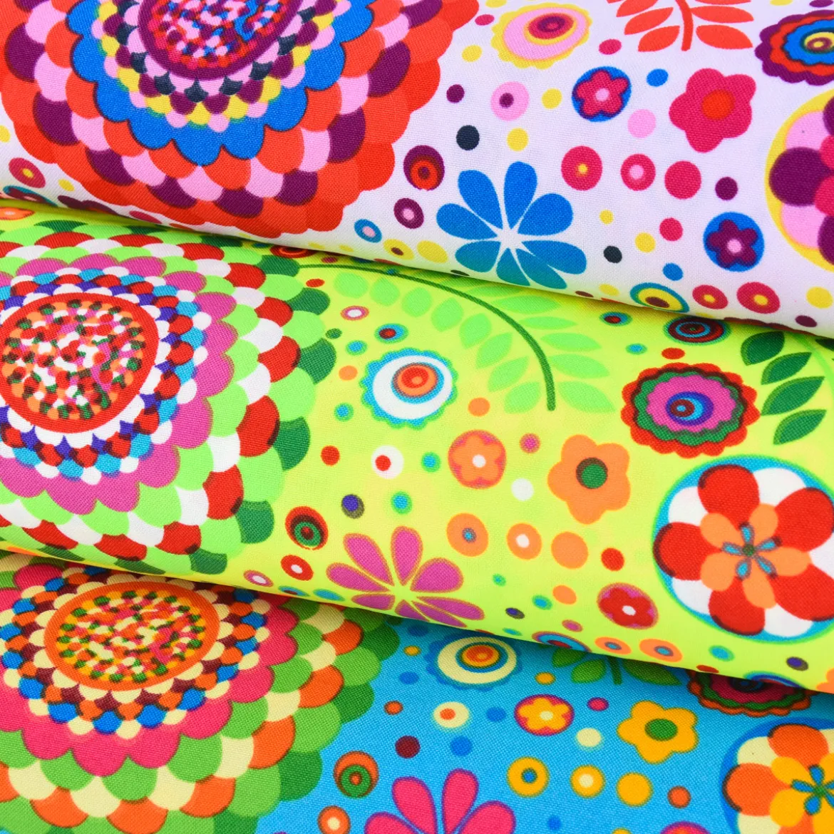 Faschingsstoff Polyester Blumen Herz Punkte rosa bunt 1,5m Breite