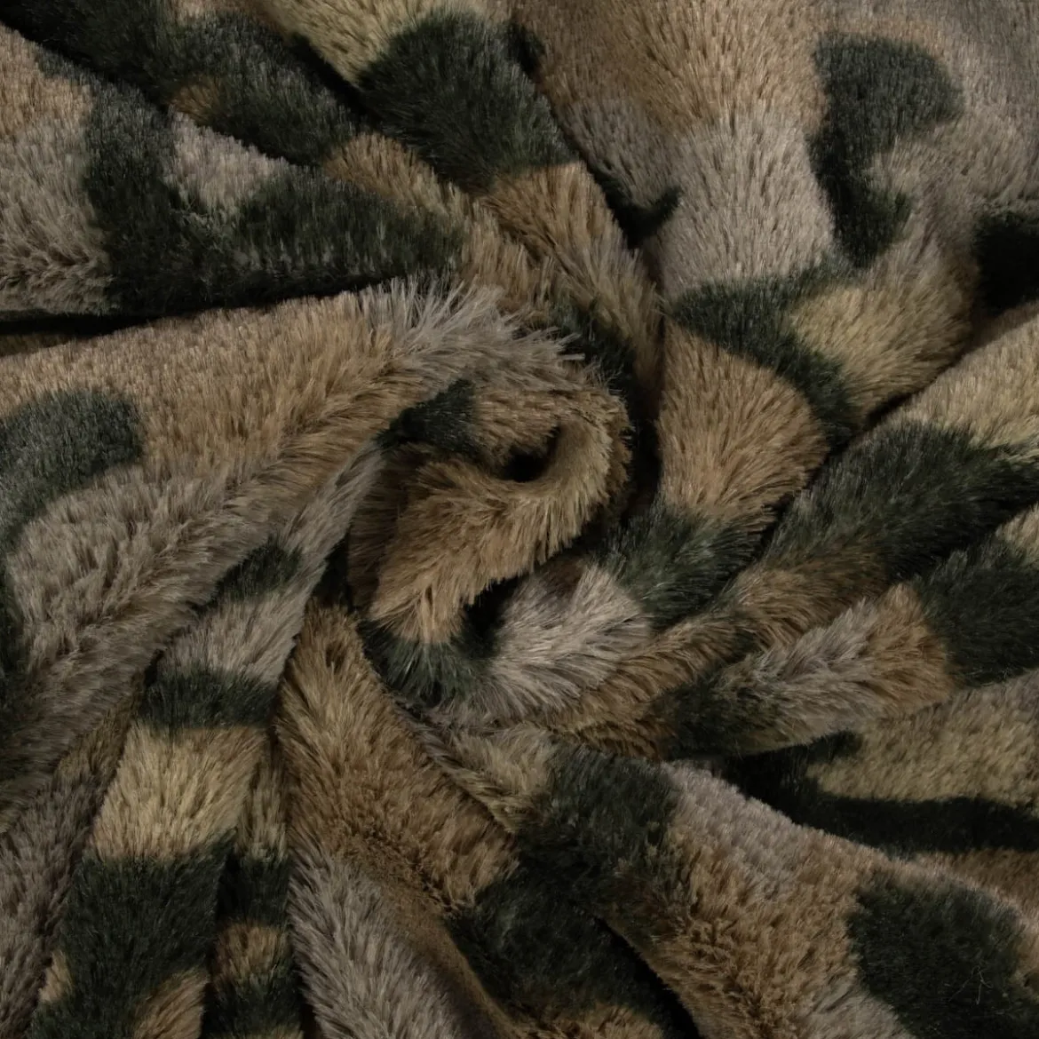 Fellimitat Kunstfell Camouflage oliv schlamm schwarz 1,45m Breite