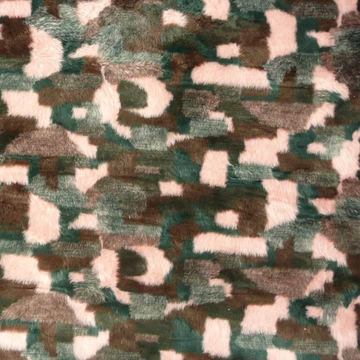 Fell Kunstfell Flausch Stoff Flecken schwarz grau rosa