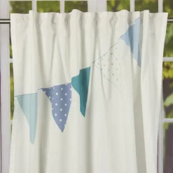 Fertiggardine Fertigschal Flags mit verdeckten Schlaufen Fähnchen und Schiffchen weiß blau 140x245cm