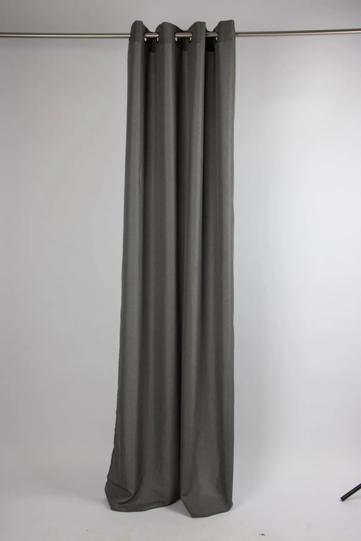 Fertiggardine Ösengardine Struktur uni anthrazit 140x260cm