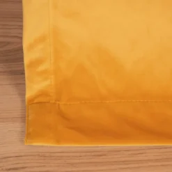 Fertiggardine Velia Samt mit verdeckten Schlaufen einfarbig senf gelb 140x245cm