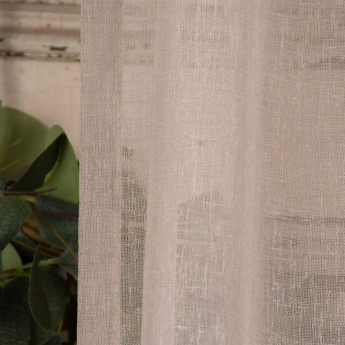 Fertigschal mit Schlaufenband aus recyceltem Polyester einfarbig hellgrau 140x245cm