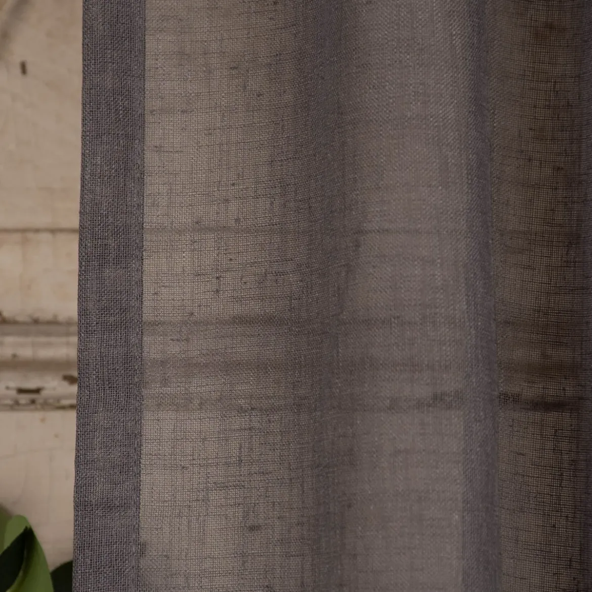 Fertigschal mit Schlaufenband aus recyceltem Polyester einfarbig anthrazit 140x245cm