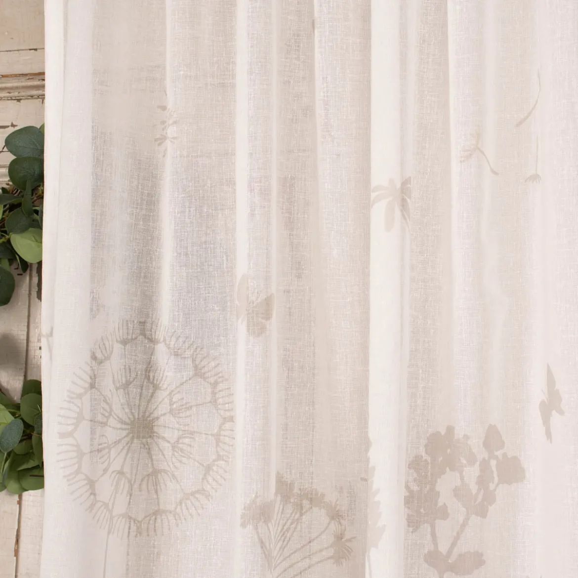Fertigschal mit Schlaufenband Blumenwiese wollweiß sand 140x245cm