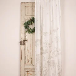 Fertigschal mit Schlaufenband Blumenwiese wollweiß sand 140x245cm